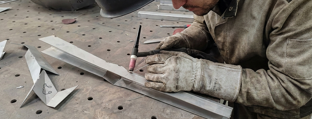 fabrication-metal-soudure-acier-atelier-art